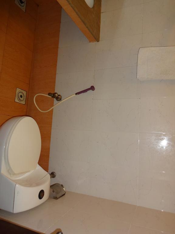 Safari Hotel Upper Mall Lahore Habitación foto