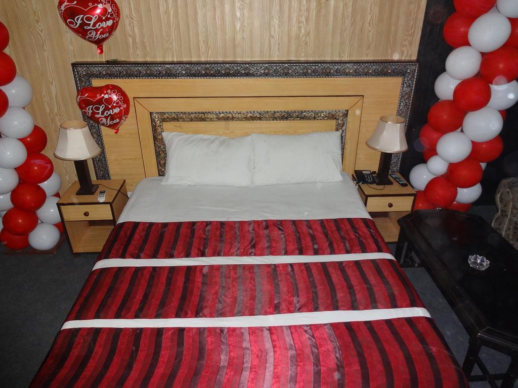 Safari Hotel Upper Mall Lahore Habitación foto